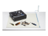 StarTech.com 11x18in Anti Static Mat, ESD Mat for Electronics Repair, Anti Static Desk Mat w/Detachable Grounding Wire, ANSI/ESD S 4.1 Compliant, Flexible Thermoplastic Work Mat/Pad - Fremsiden